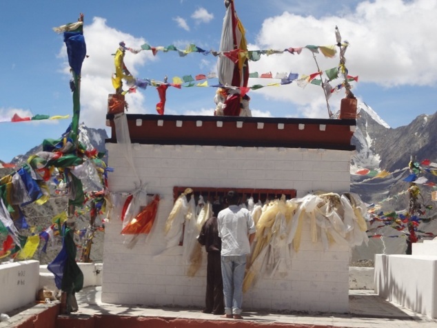 Temple de la déesse, "Kunzum La"