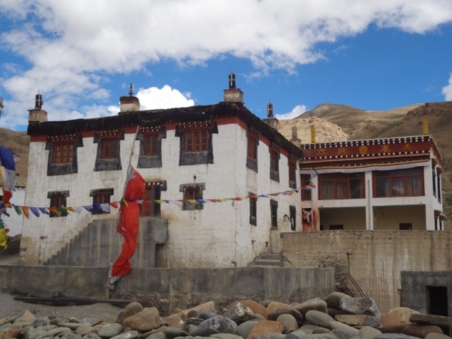 Le "gompa" (ou monastère) du village Le "gompa" (ou monastère) du village