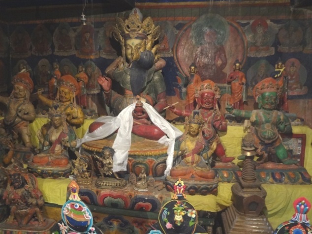 Vajradhara, le Bouddha guru, avec lequel s'unit le dévôt Vajradhara, le Bouddha guru, avec lequel s'unit le dévôt