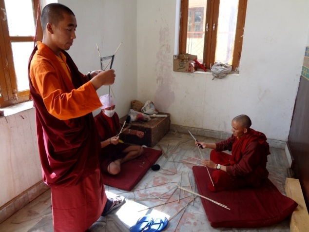 Fabrications d'objets cérémoniels Fabrications d'objets cérémoniels