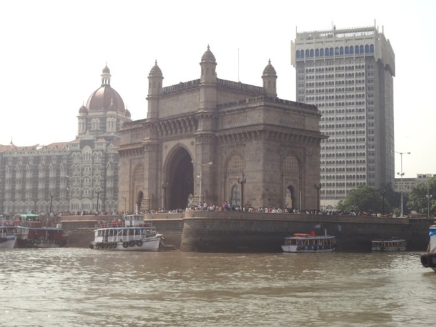 A quelques encablures de la Porte de l'Inde et du complexe hôtelier emblématique de Mumbai, le Taj ...