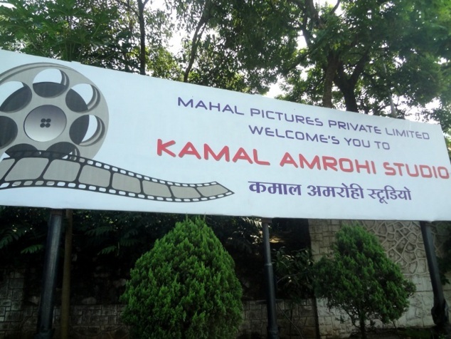 Studio Kamal Amrohi. Pas de photos ...