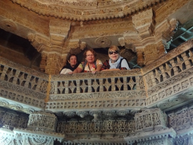 Découvrir des merveilles d'architecture (temples jains à Jaisalmer).