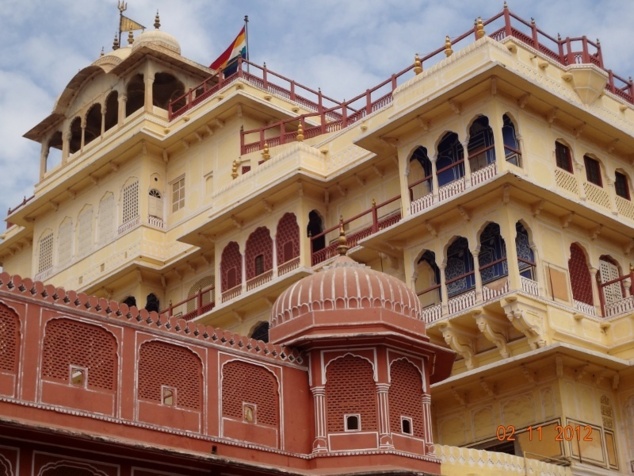 Le " Chandra Mahal ", résidence de la famille royale. Le " Chandra Mahal ", résidence de la famille royale.
