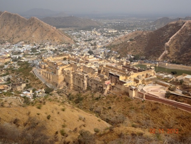 Amber avec son fort était la capitale du royaume avant la fondation de Jaipur au XVIII ème siècle.