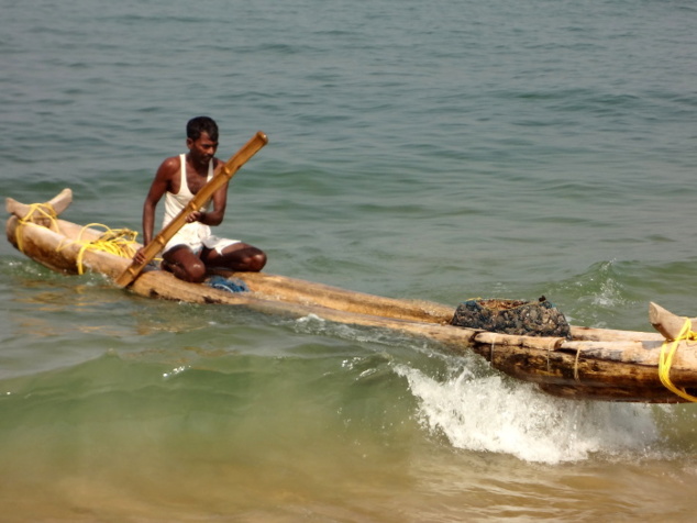 Retour de pêche. Quelques kilos de coquillages ont pu être prélevés au milieu marin au prix de beaucoup d'efforts. Retour de pêche. Quelques kilos de coquillages ont pu être prélevés au milieu marin au prix de beaucoup d'efforts.
