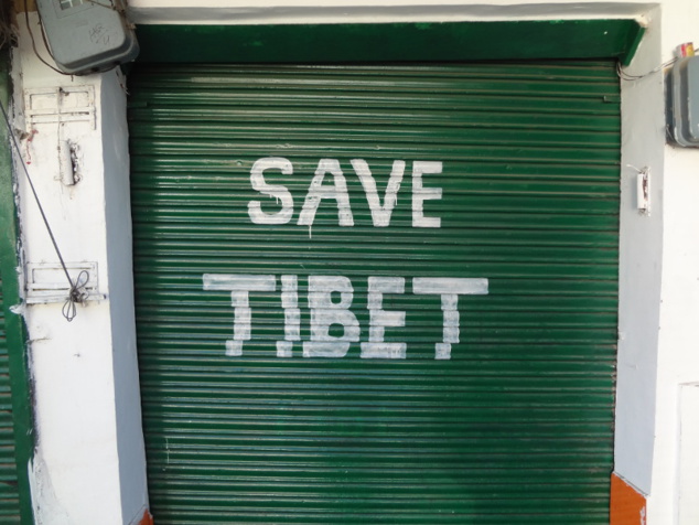 Slogan pour sauver le Tibet libre Slogan pour sauver le Tibet libre