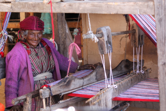 Occupations traditionnelles dans les villages traversés Occupations traditionnelles dans les villages traversés