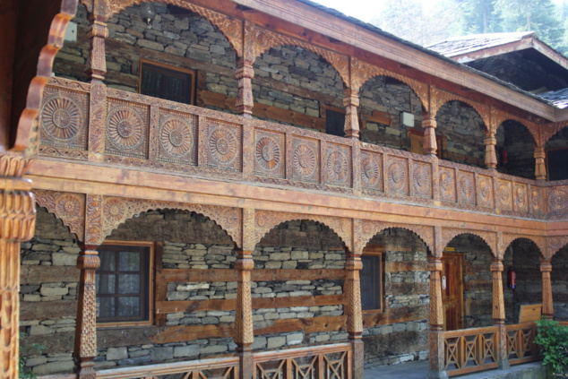 Château de Naggar, 16 ème siècle, qui appartenait aux rois de Kullu Château de Naggar, 16 ème siècle, qui appartenait aux rois de Kullu